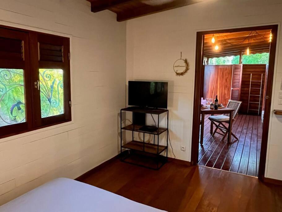 Bungalow Avec Jacuzzi Privatif Villa Sainte-Rose Luaran gambar