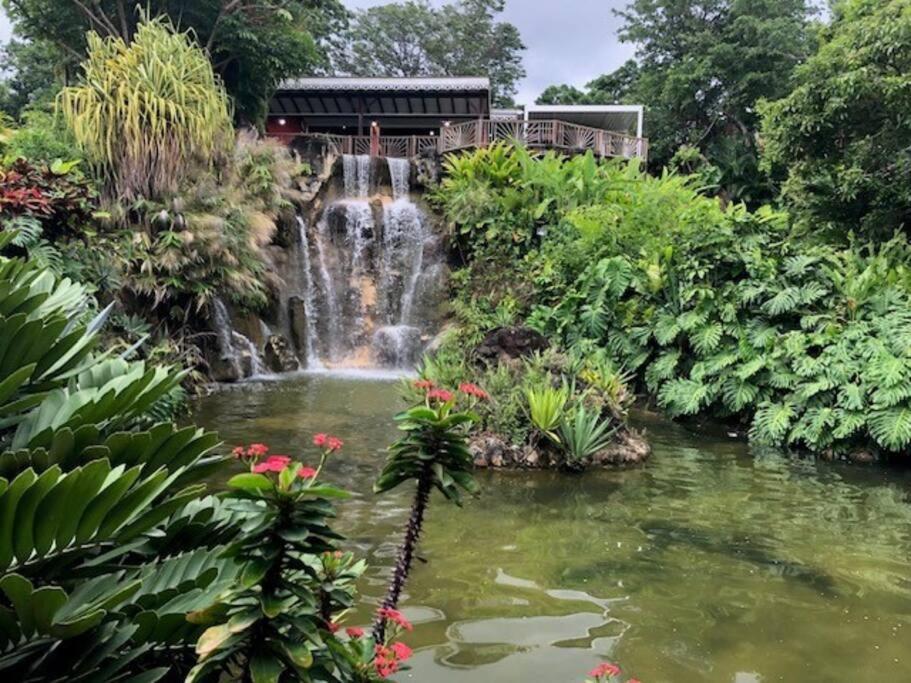 Bungalow Avec Jacuzzi Privatif Villa Sainte-Rose Luaran gambar